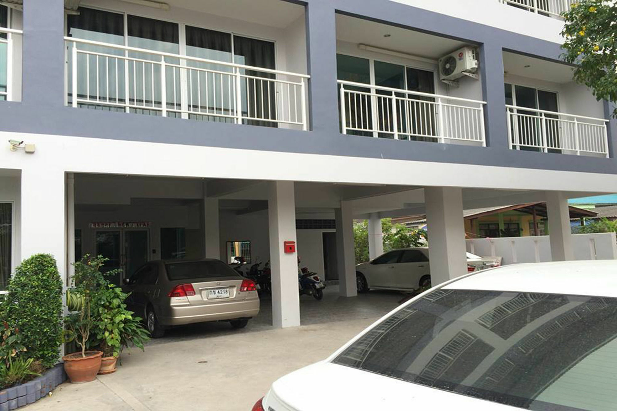 Oyo 75389 Pandora House Ξενοδοχείο Pattaya Εξωτερικό φωτογραφία